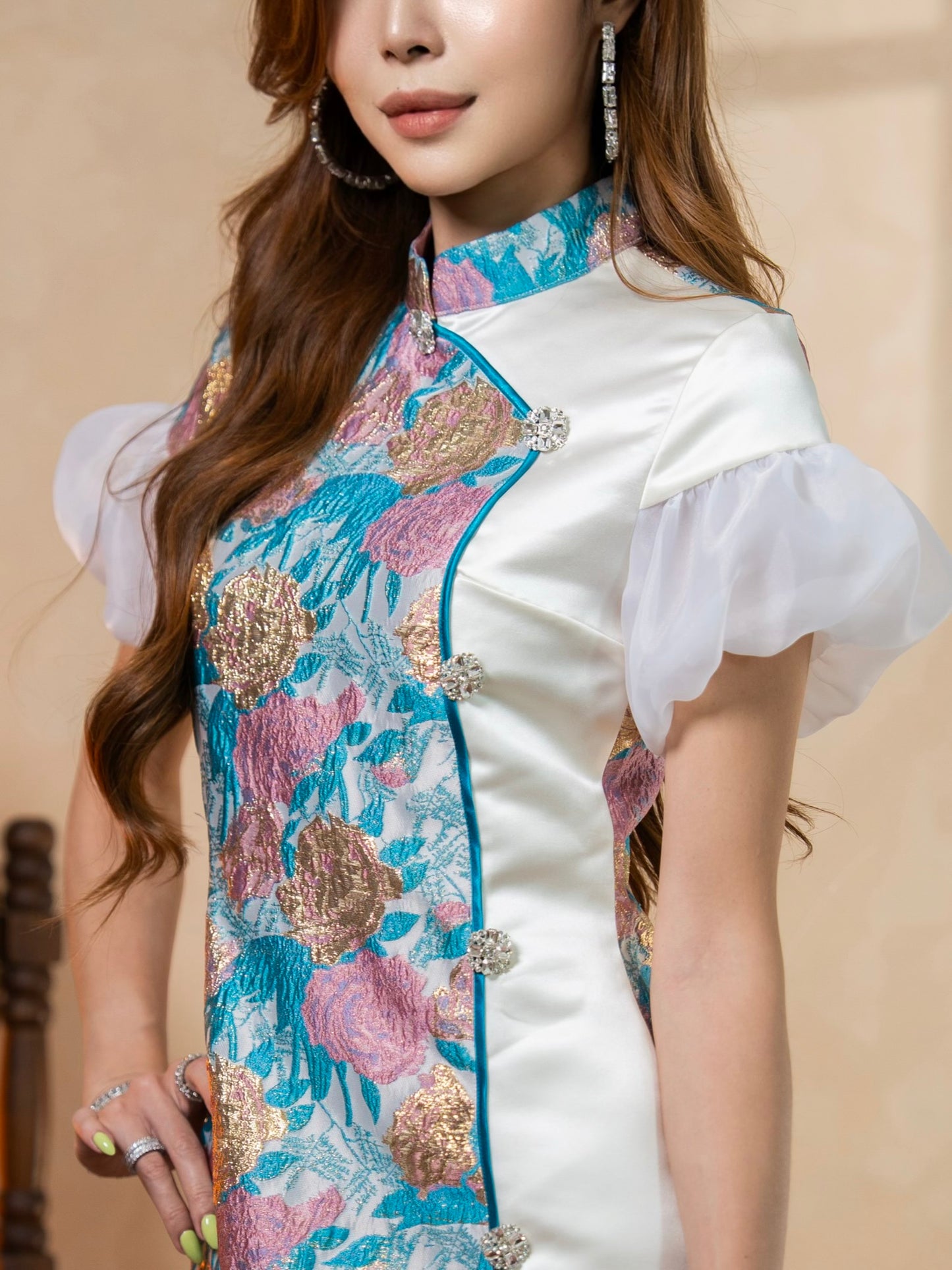 Hăi Qing Oriental Dress
