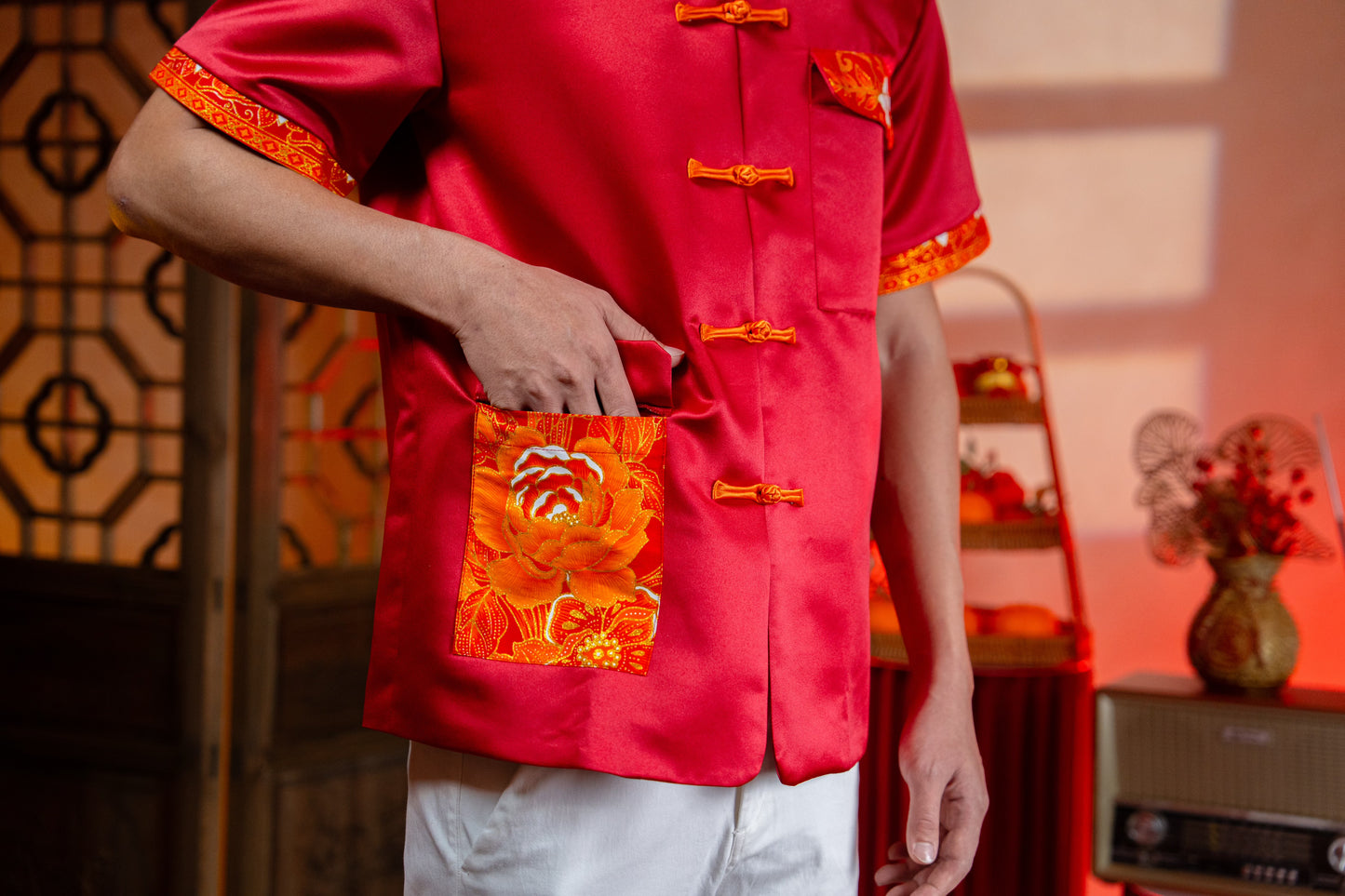 Hong Yi (Batik) Men’s Oriental Shirt