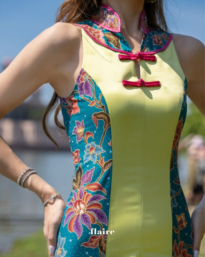 Hibiscus Charm | Oriental Batik Dress