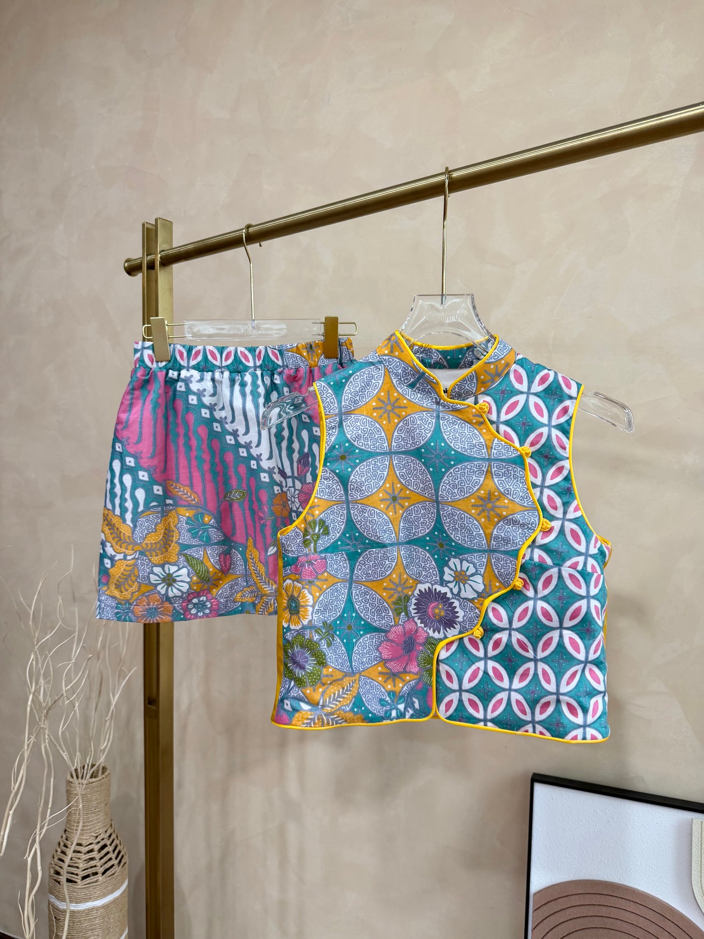 Capri Batik Skort Set