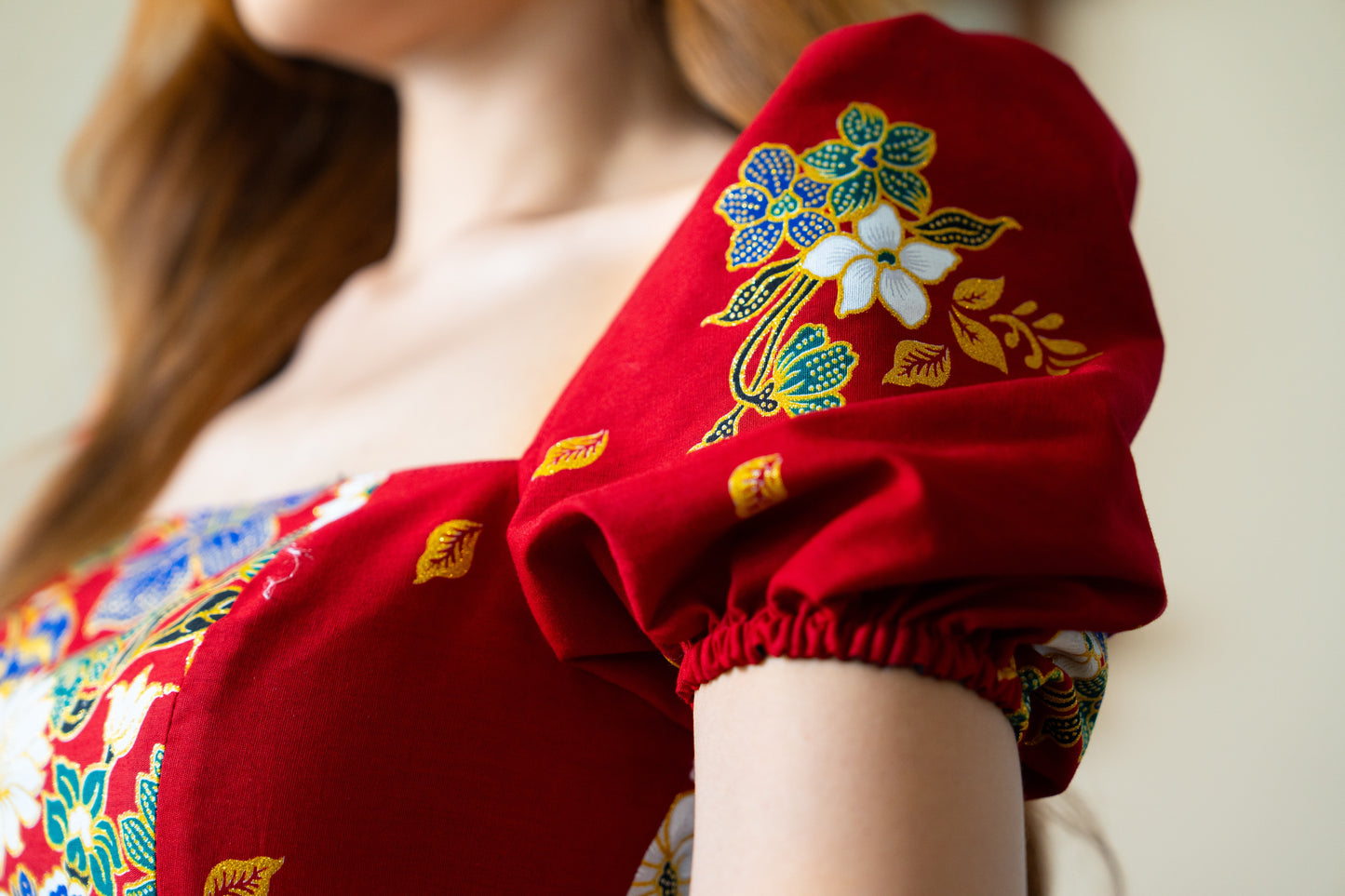 Noirette Glittery Batik Set