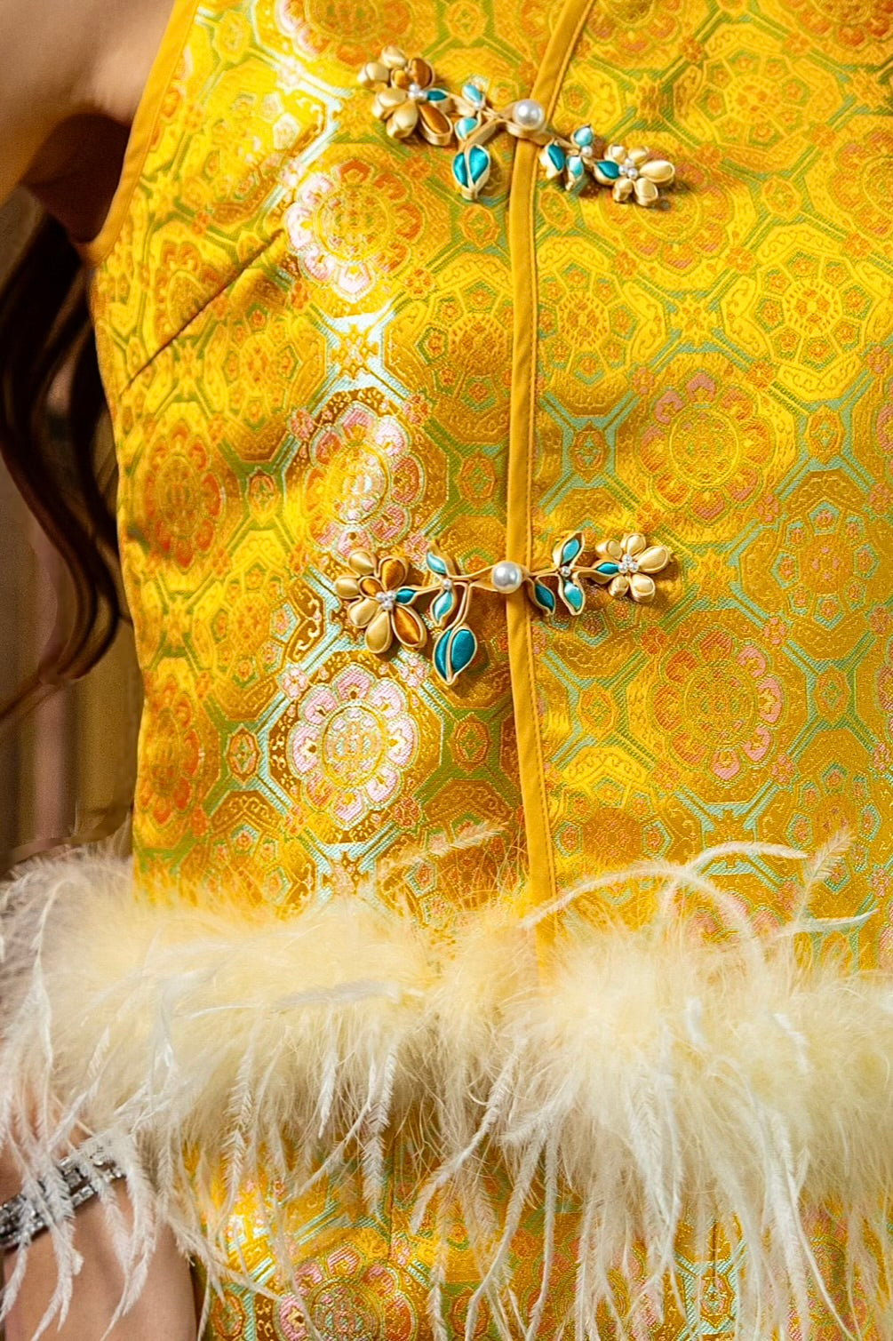 *Premium* Rong Hua | Ostrich Feather Top Only