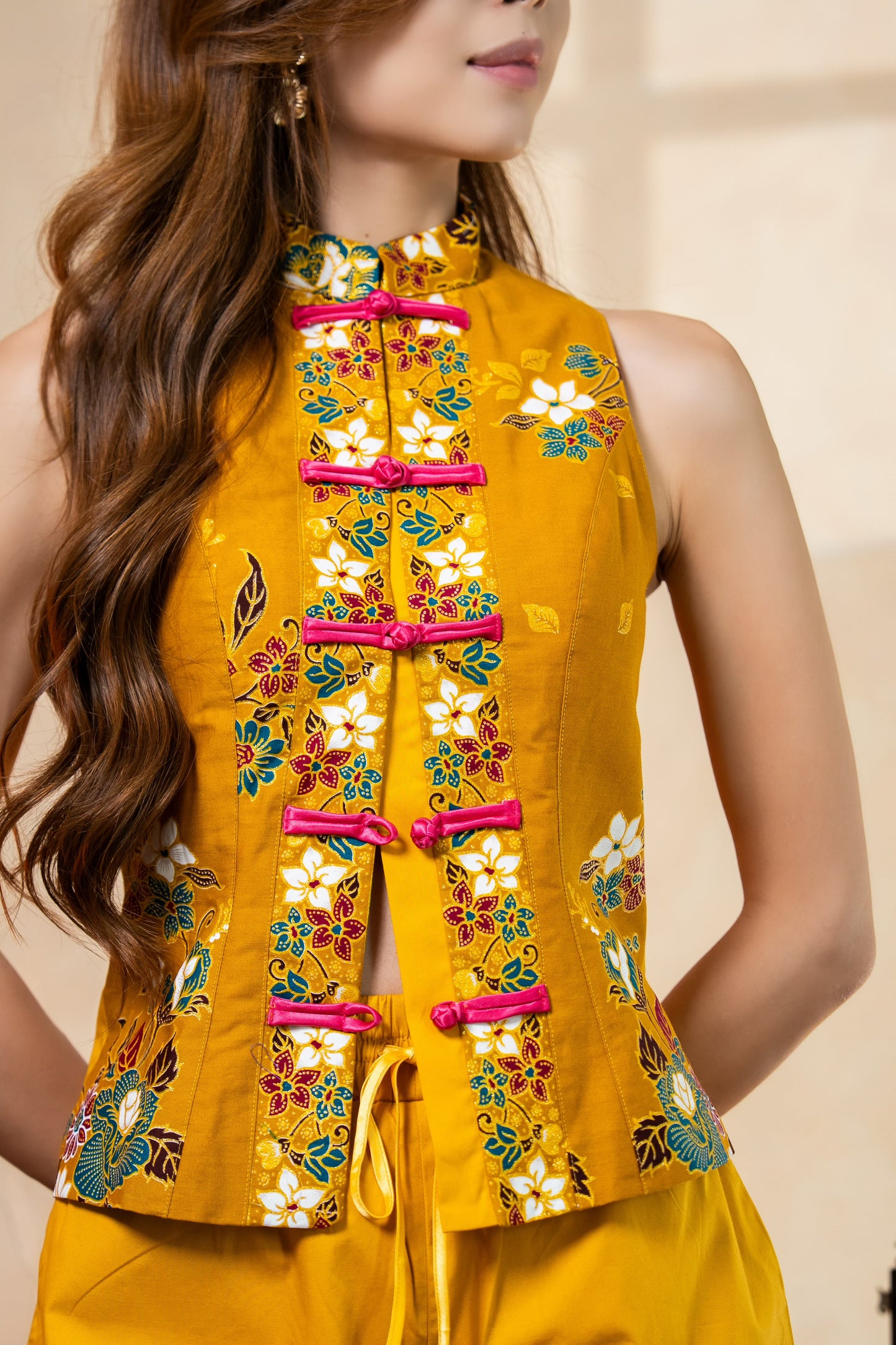 Jin Yan Glittery Batik Set