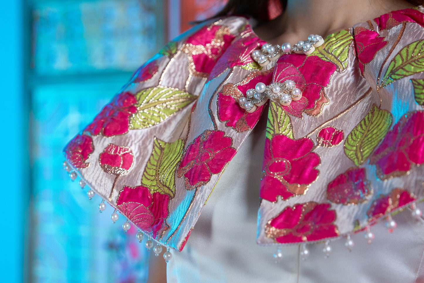 Hua Li | Set Wear
